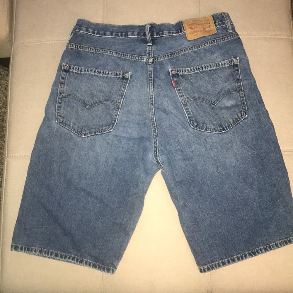 Levi Denim Shorts - Picture 2 of 4